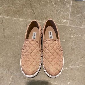 steve madden slip ons